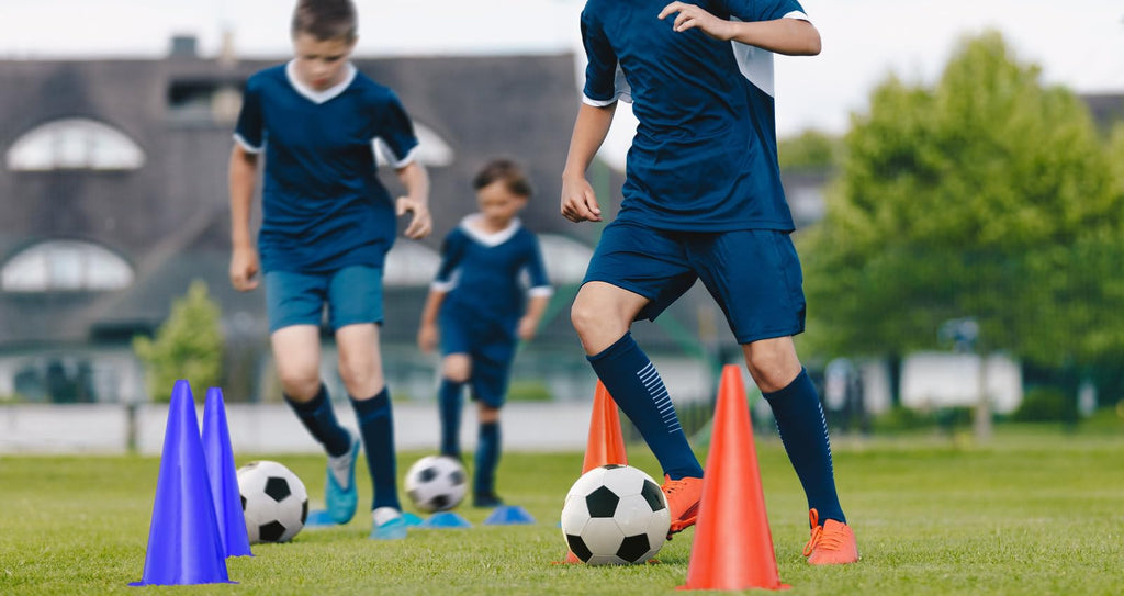 PXZBLG 12/24/50pcs Soccer Cones, 7" Soccer Cones, Plastic Traffic Cones, Training Cones for Basketball Football Skating Drills Practice